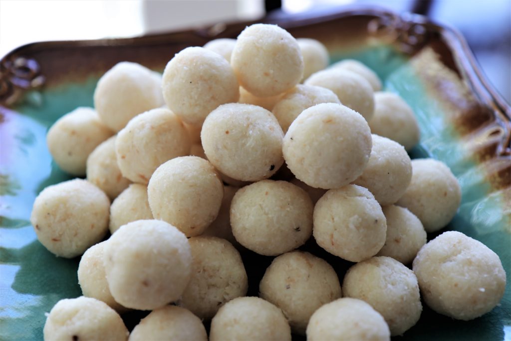 3-ingredient Coconut Ladoo