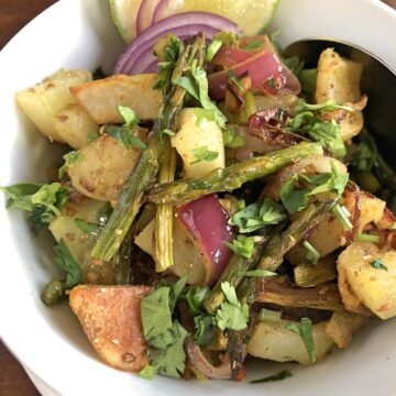 Potatoes and asparagus stirfry