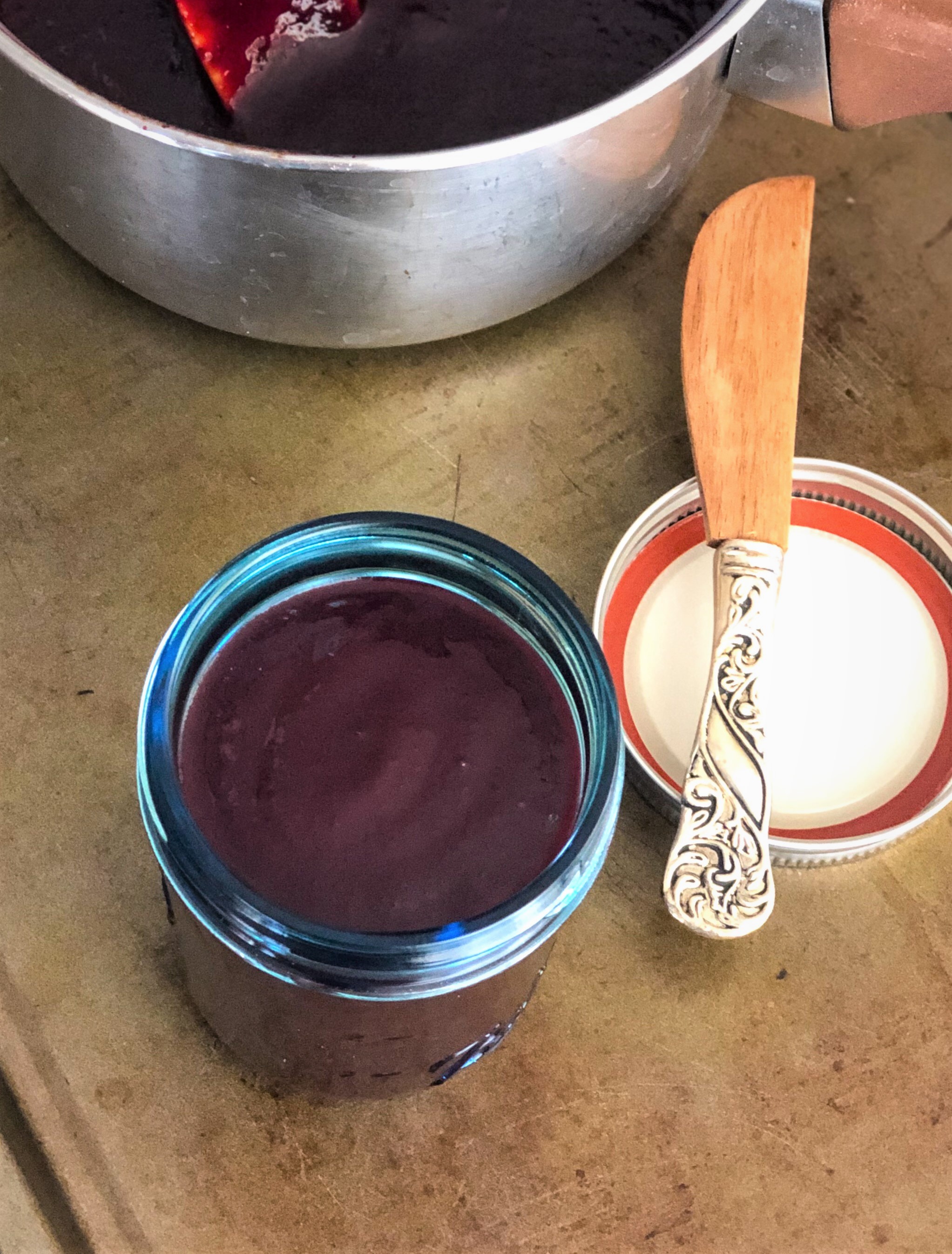 Easy Seedless Blackberry Jam made without pectin. A smooth jam that you can spread on toast, eat with crackers or even drizzle as a sauce on pancakes, waffles or ice cream.