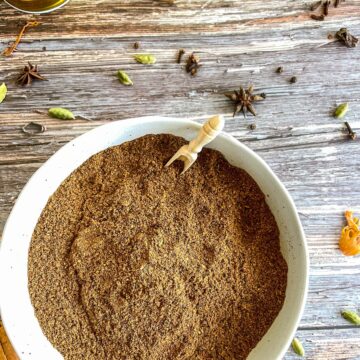 Homemade-Garam-Masala-Powder_Flatlay_FI