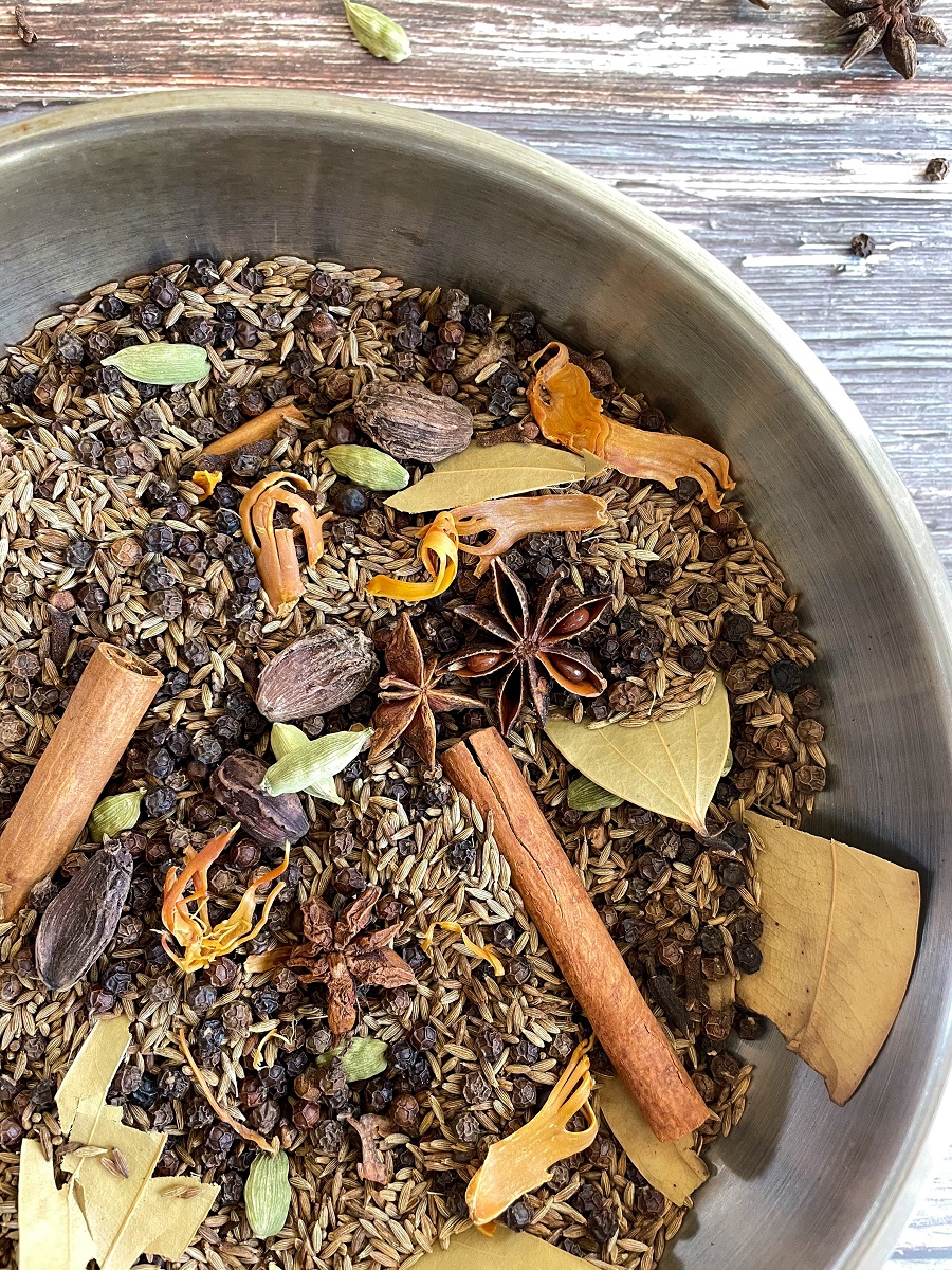 Garam Masala - My Mom's Recipe - The Kitchen Docs