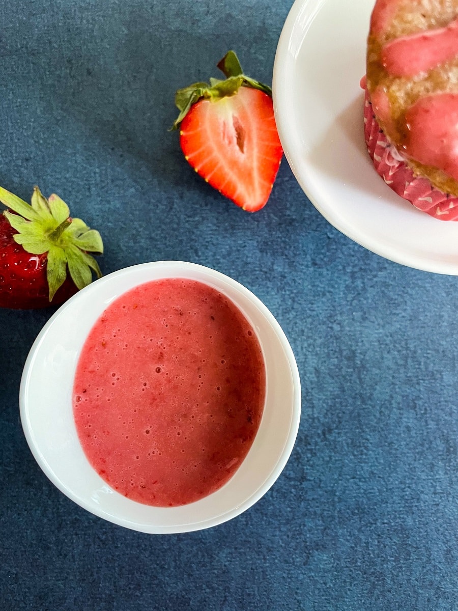 Glazed-Strawberry-Muffin_-Glaze_Flatlay