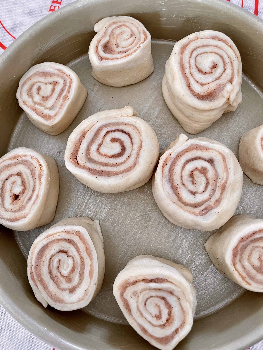 Best Ever Cinnamon Rolls Recipe - The Kitchen Docs