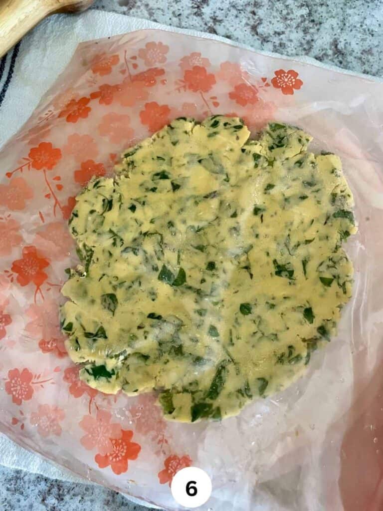 Methi Wali Makki ki Roti (Sweet Corn Flatbread with Fenugreek) - The ...